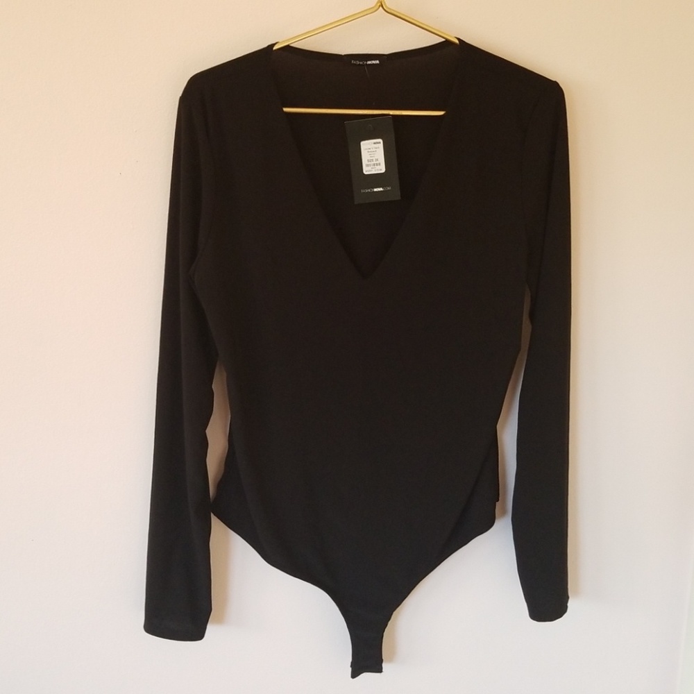 Fashion Nova Louise V Neck Bodysuit